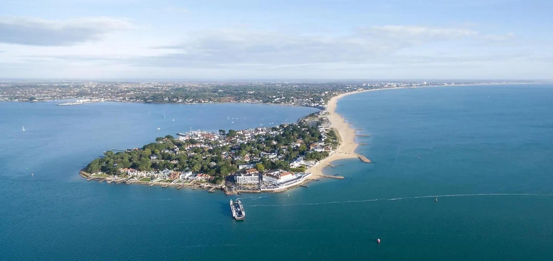 Bournecoast: Modern Holiday Flat- Sea Views-Fm8497 Bournemouth Apartment
