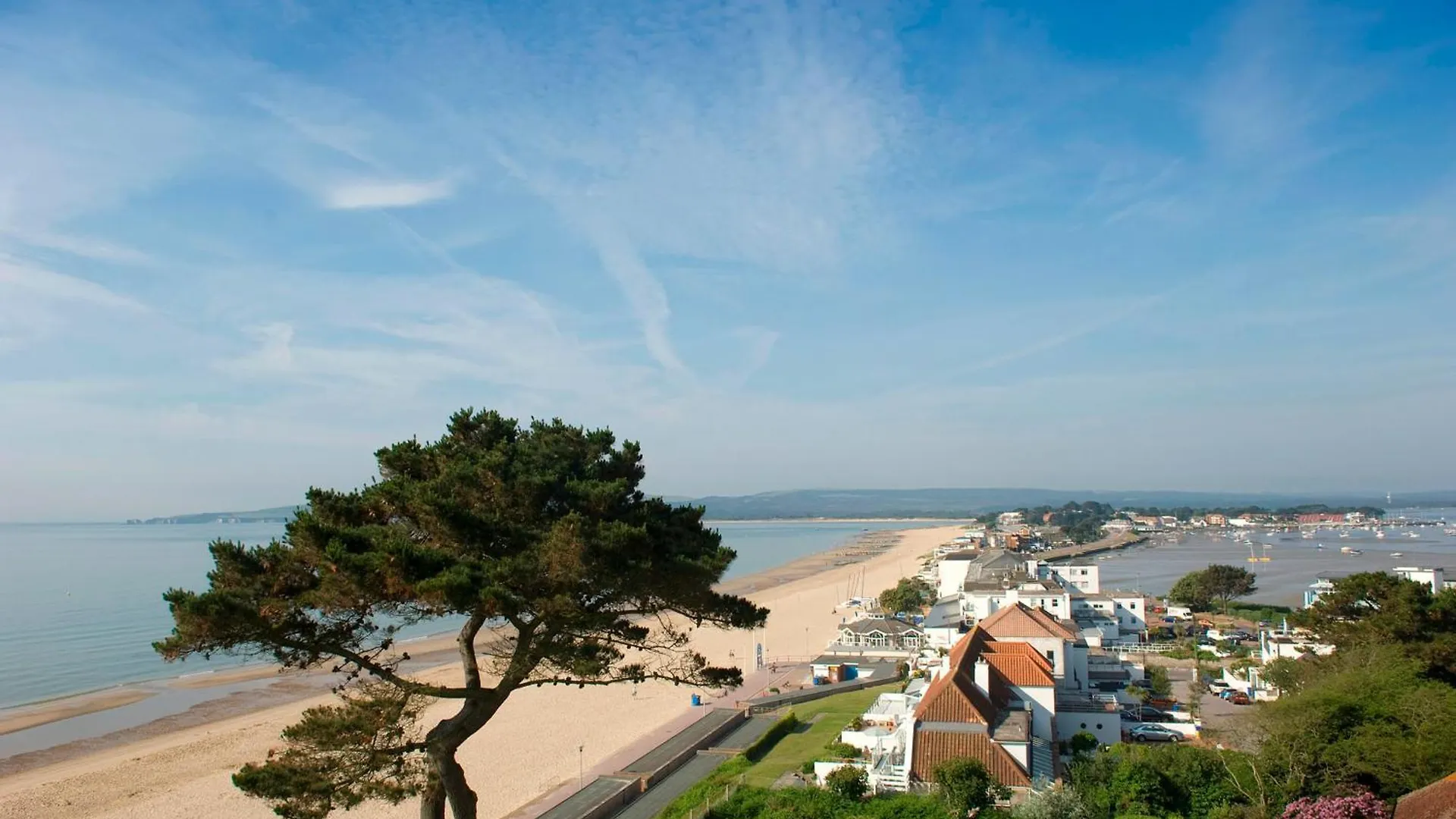 Bournecoast: Modern Holiday Flat- Sea Views-Fm8497 Bournemouth Apartment