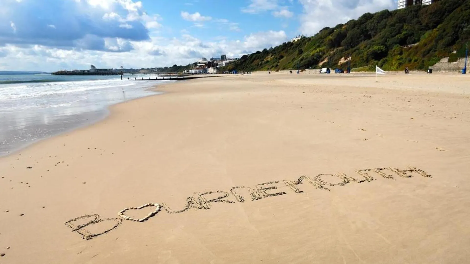 Bournecoast: Modern Holiday Flat- Sea Views-Fm8497 Bournemouth