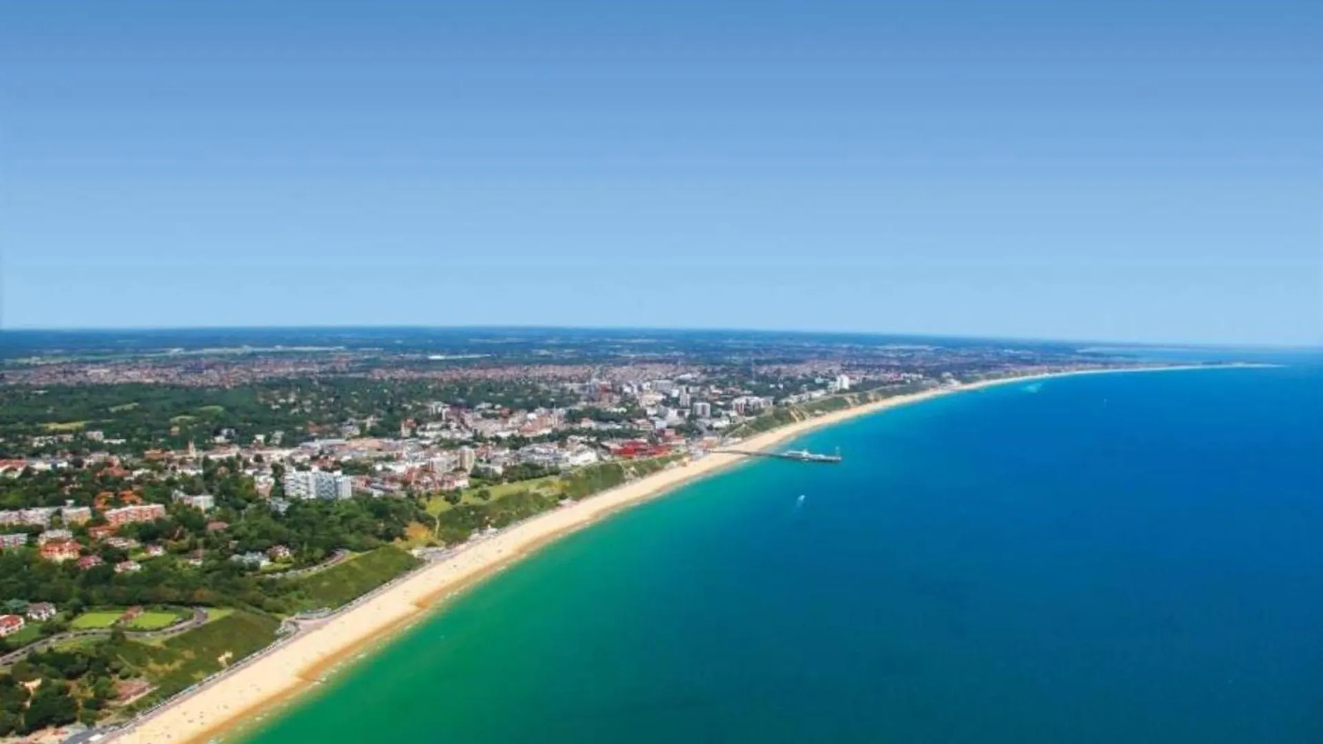 Bournecoast: Modern Holiday Flat- Sea Views-Fm8497 Bournemouth United Kingdom