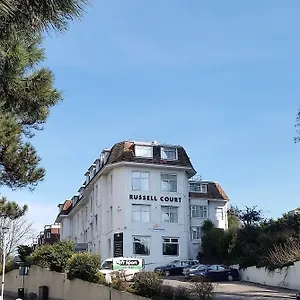 2* Hotel Russell Court