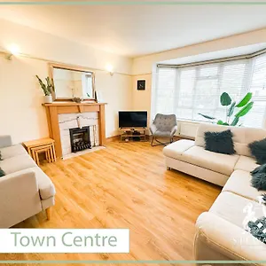 Town Centre Sleeps 9 Bournemouth
